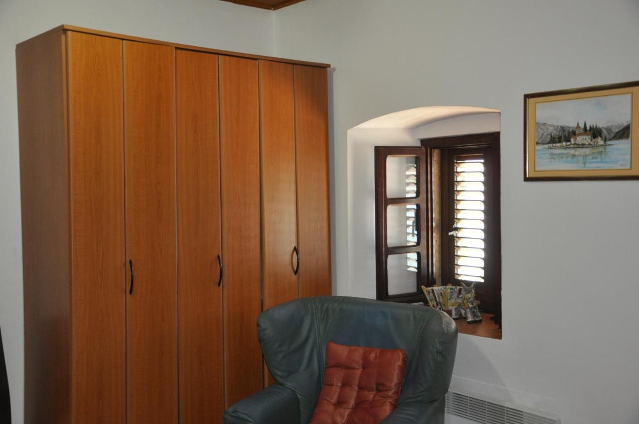 Apartments Vujosevic Kotor Ngoại thất bức ảnh