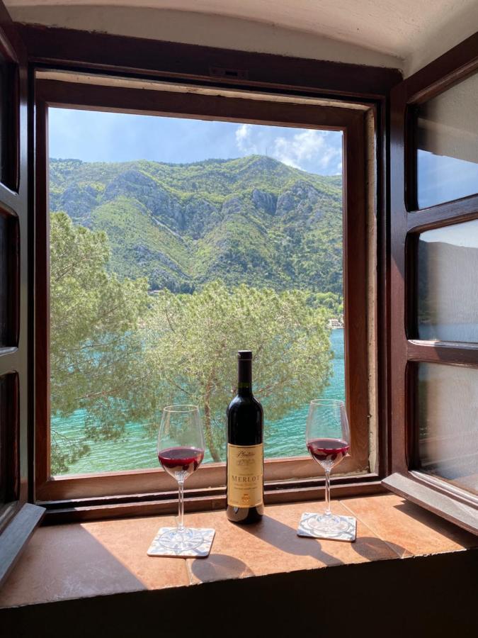 Apartments Vujosevic Kotor Ngoại thất bức ảnh