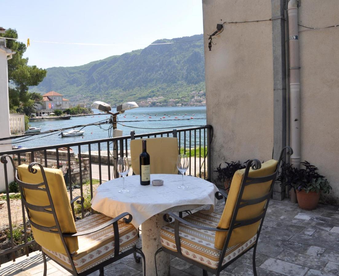 Apartments Vujosevic Kotor Ngoại thất bức ảnh